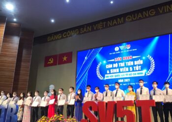 CHÚC MỪNG 10 GƯƠNG MẶT CÁN BỘ TRẺ TIÊU BIỂU VÀ 47 SINH VIÊN 5 TỐT CẤP ĐẠI HỌC QUỐC GIA, TP. HỒ CHÍ MINH NĂM 2021