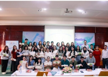 [ENIU] RECAP BUỔI GẶP GỠ CỰU SINH VIÊN KHOA NGÔN NGỮ – 𝐄𝐋𝐔𝐌𝐍𝐈 𝐑𝐄𝐔𝐍𝐈𝐎𝐍